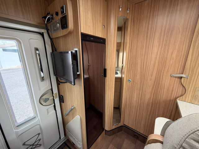 PERFILADA HYMER T598