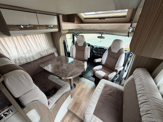 PERFILADA AUTOSTAR PRIVILEGE 720LC