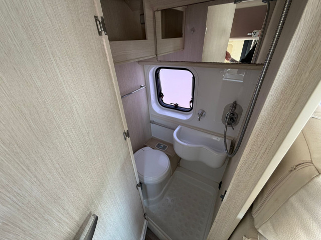 CAMPER CHALLENGER VANY 114 STAR