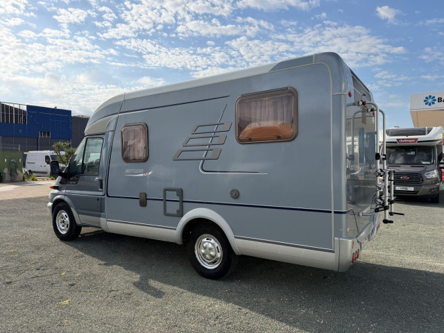 PERFILADA HYMER VAN 522