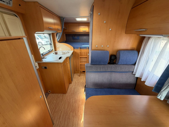 PERFILADA HYMER VAN 522