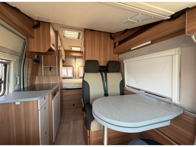 CAMPER WEINSBERG CARABUS