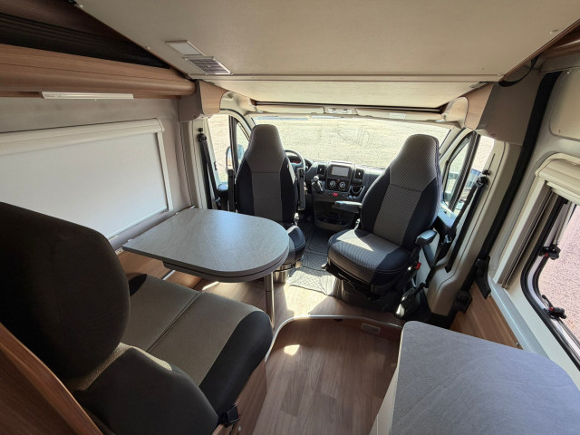 CAMPER WEINSBERG CARABUS
