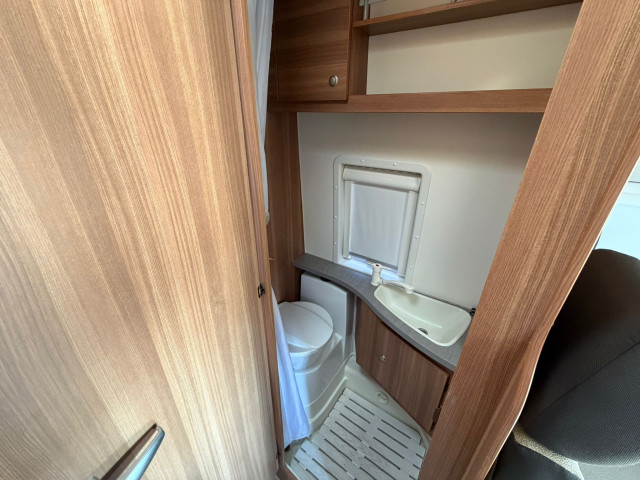 CAMPER WEINSBERG CARABUS