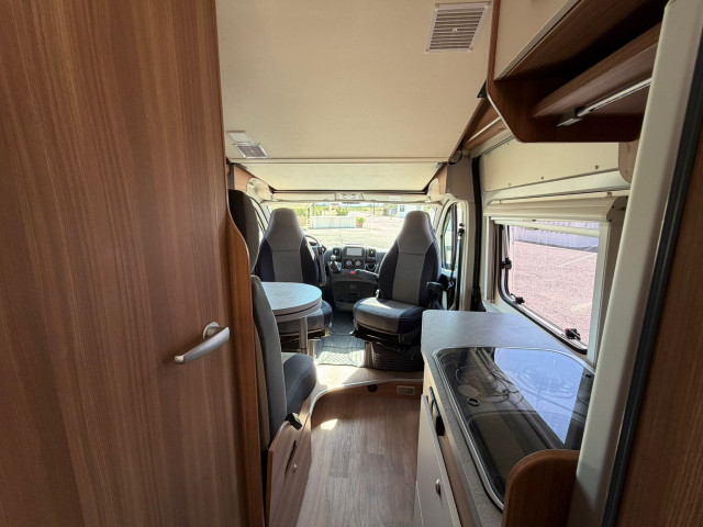 CAMPER WEINSBERG CARABUS