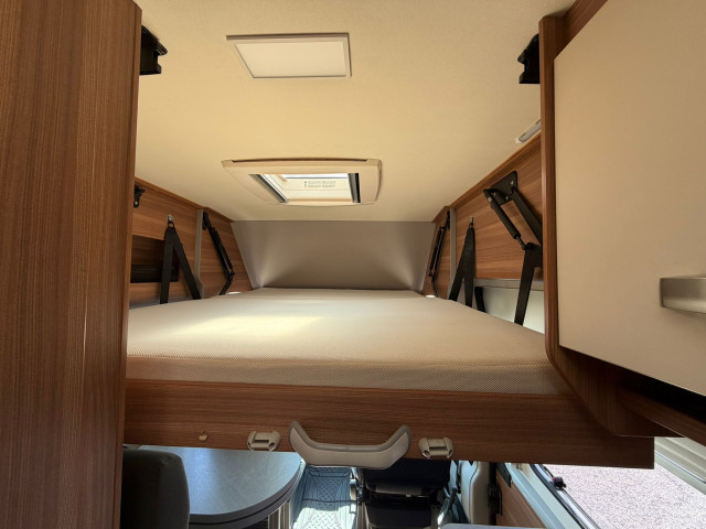CAMPER WEINSBERG CARABUS