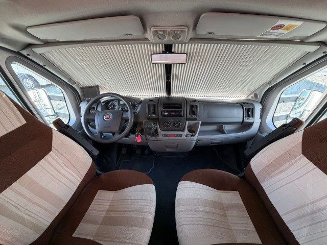 PERFILADA ADRIA CORAL S 650SP