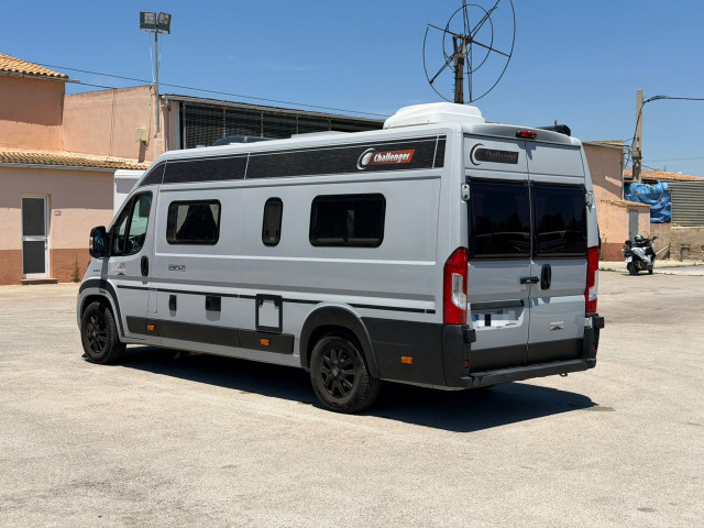 CAMPER CHALLENGER V210 PREMIUM EDITION