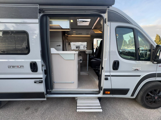 CAMPER CHALLENGER V210 PREMIUM EDITION