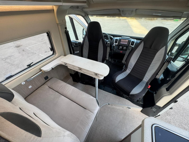 CAMPER CHALLENGER V210 PREMIUM EDITION