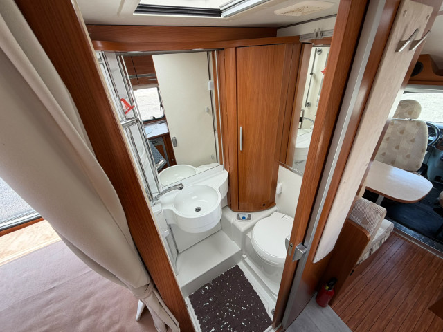 PERFILADA HYMER VAN 5
