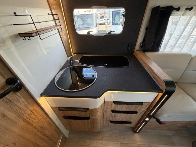 PERFILADA BAVARIA T746 NOMADE