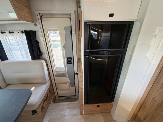 PERFILADA BAVARIA T746 NOMADE
