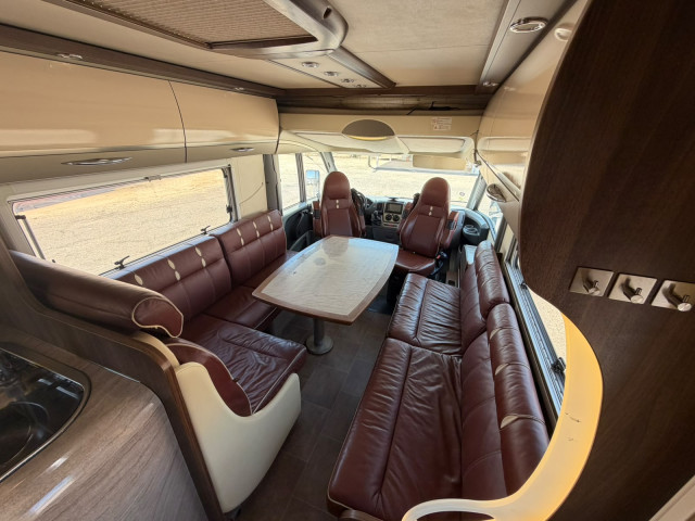INTEGRAL BURSTNER ELEGANCE