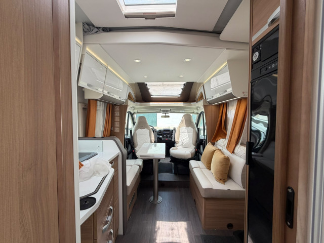 PERFILADA ADRIA MATRIX 670 DC GT EDITION