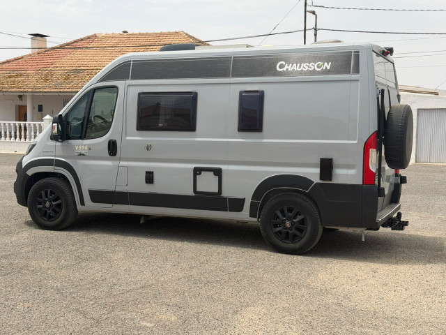 CAMPER CHAUSSON V594S ROADLINE VIP
