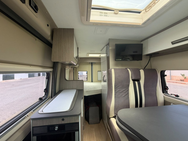 CAMPER CHAUSSON V594S ROADLINE VIP