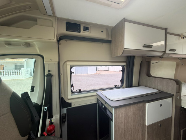 CAMPER CHAUSSON V594S ROADLINE VIP