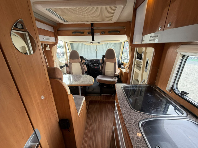 INTEGRAL DETHLEFFS GLOBEBUS