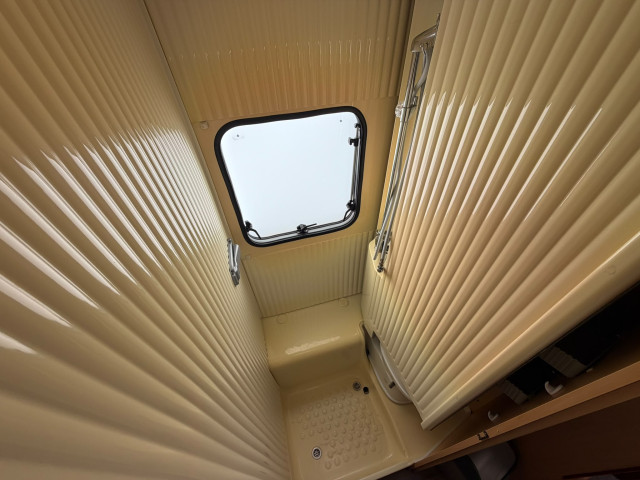 DETHLEFFS GLOBEBUS (2006) 61.000KM 140CV
