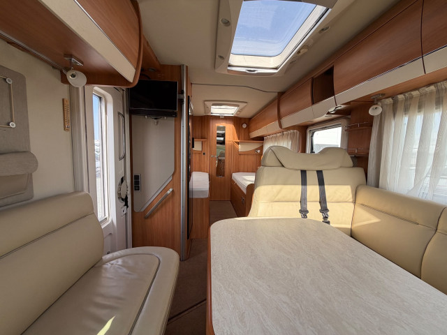 HYMER TRAMP 688SL PERFILADA (2015) 68.000KM 180CV