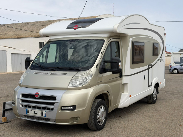 BURSTNER IXEO TIME IT 545 (2013) 82.000KM BAÑO TRASERO