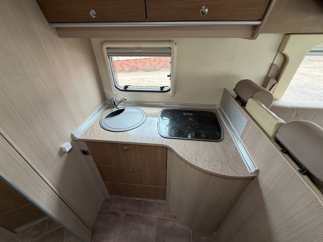 BURSTNER IXEO TIME IT 545 (2013) 82.000KM BAÑO TRASERO