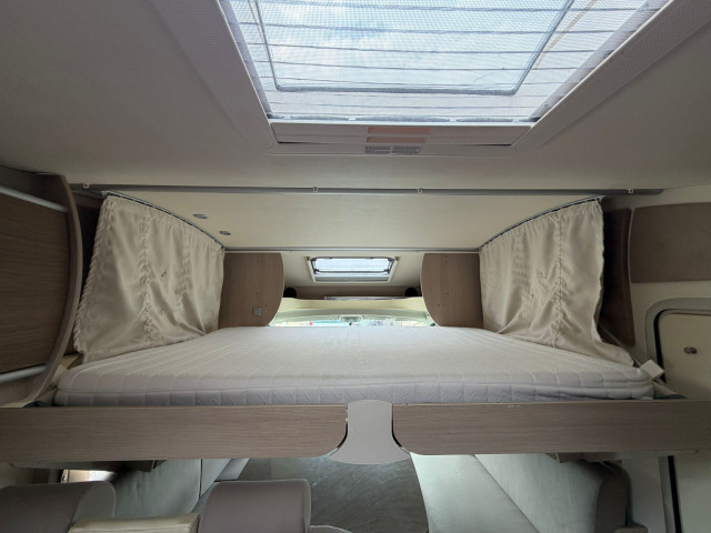 BURSTNER IXEO TIME IT 545 (2013) 82.000KM BAÑO TRASERO
