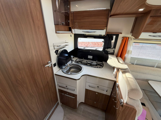 PILOTE P746 SENSATION 4 PLAZAS (2016) (130CV)