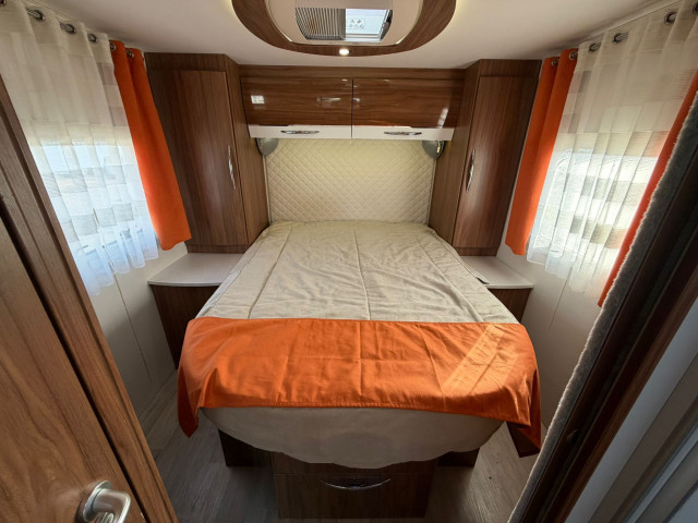 PILOTE P746 SENSATION 4 PLAZAS (2016) (130CV)