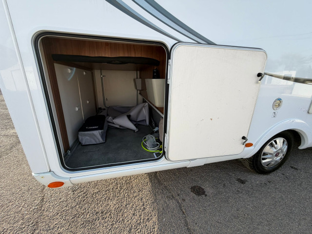 PILOTE P746 SENSATION 4 PLAZAS (2016) (130CV)