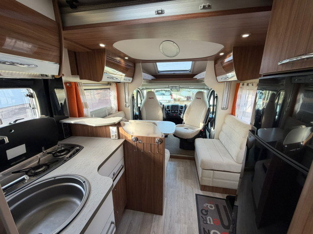 PILOTE P746 SENSATION 4 PLAZAS (2016) (130CV)