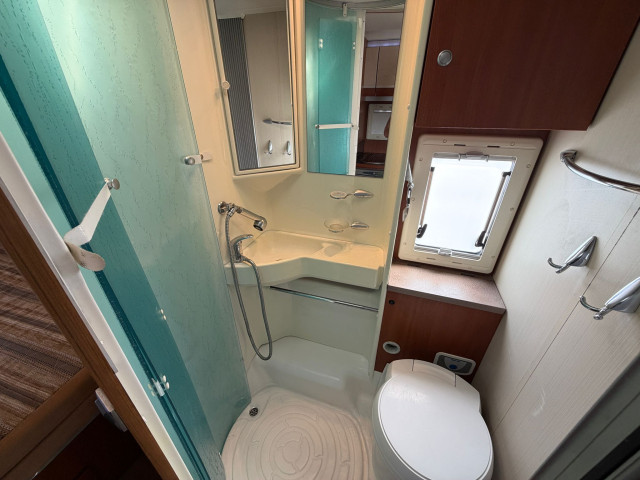 CHAUSSON WELCOME (61.000KM) (2009) CAMA TRANSVERSAL
