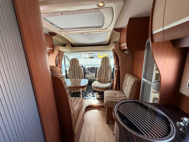 CHAUSSON WELCOME (61.000KM) (2009) CAMA TRANSVERSAL