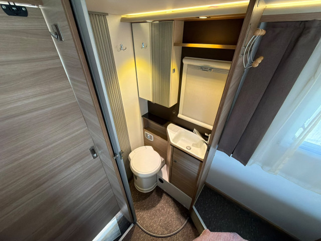 ADRIA SONIC I 700 SC 4 PLAZAS NACIONAL