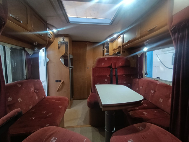 RAPIDO 7099C - CAMA FRANCESA