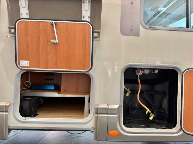PILOTE EXPLORATEUR G730 - INTEGRAL - CHASIS AL-KO