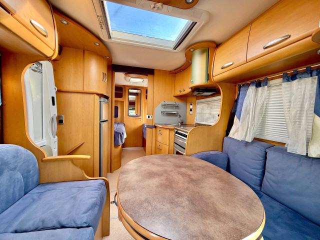 PILOTE ERXPLORATEUR 715 FJ - 53.000 KM