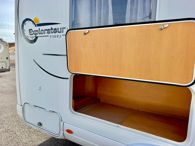 PILOTE ERXPLORATEUR 715 FJ - 53.000 KM