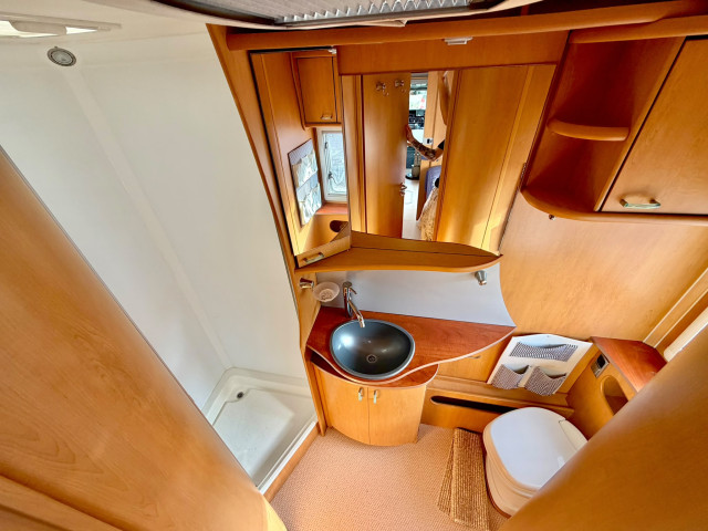 PILOTE ERXPLORATEUR 715 FJ - 53.000 KM