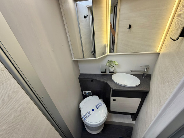 CHALLENGER 328 GRAPHITE VIP - AUTOMÁTICA