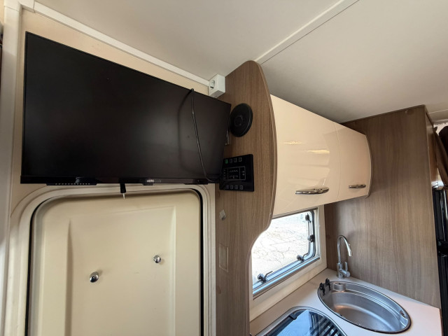 CHAUSSON FLASH C636 - 6 PLAZAS - GRAN AUTONOMÍA