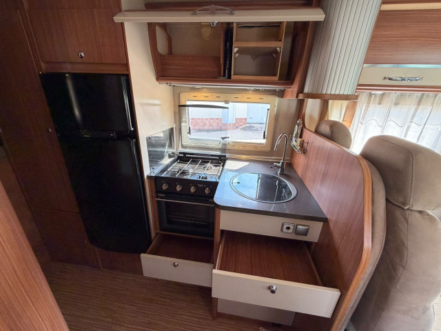 ADRIA CORAL S680 SP - 5 PLAZAS - GAMA ALTA