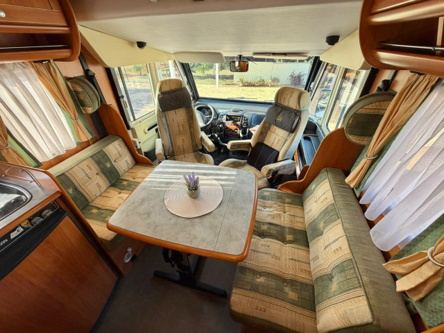 DETHLEFFS GLOBETROTTER ADVANTAGE ELEGANCE