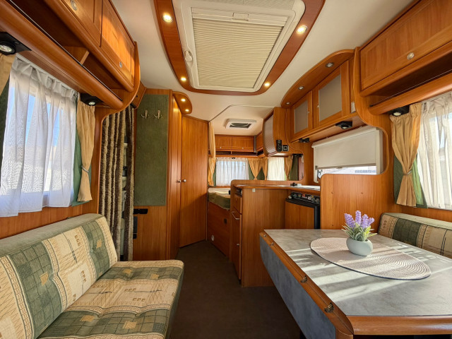 DETHLEFFS GLOBETROTTER ADVANTAGE ELEGANCE