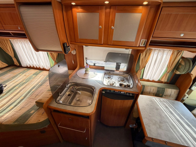 DETHLEFFS GLOBETROTTER ADVANTAGE ELEGANCE