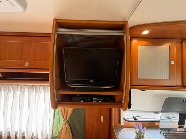 DETHLEFFS GLOBETROTTER ADVANTAGE ELEGANCE