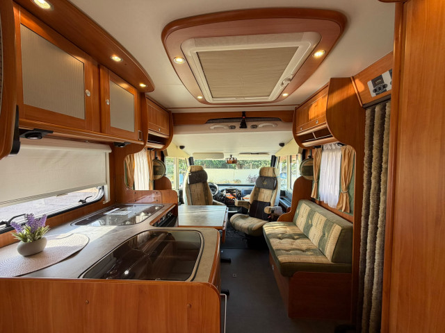 DETHLEFFS GLOBETROTTER ADVANTAGE ELEGANCE